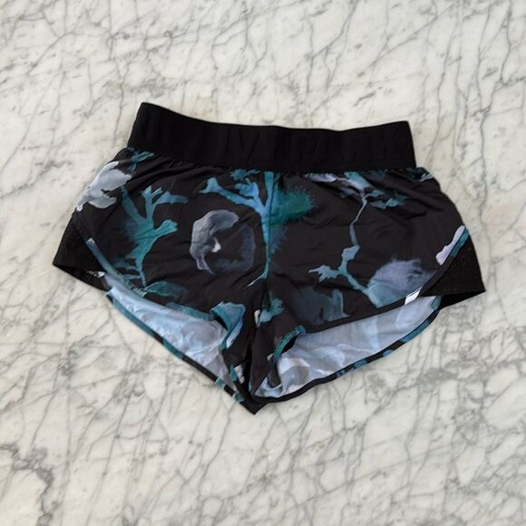 Ivy Park Panel Woven Runner Shorts in Black and Blue Size S - Picture 1 of 12